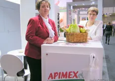 Susanna Kovacs and Beata Szoke of APIMEX-Hungary