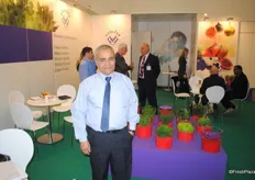 Bezalel Madmon from Agriver, who can provide various fresh products form Israel.