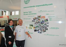 Ines Sophie Rößler from IFCO together with a representative from the food bank. The food bank uses the IFCO crates to gather all fruit and vegetables for after the show. Ifco also had a lottery to win a ROlex (value of €7,000). There were 2,000 tickets ,a ticket cost €10, the money will be donated to the food bank.