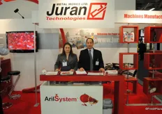Alexandra Papaconstantinou and Avner Galili from Juran Technologies, the company has solutions to get arils out of the pomegranates.