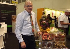 John Kowarsky presents the 'All in one Pallet' from Afrex Trading.