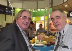 Les Lane talking to Neil Bragg from HDC.