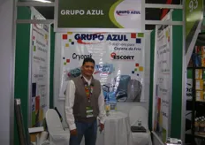 Juan Pablo Maldonado of Grupo Azul. They offer gel packs, thermometers and cold chain solutions to exporters.