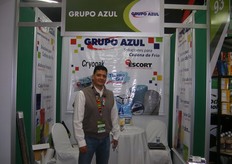 Juan Pablo Maldonado of Grupo Azul. They offer gel packs, thermometers and cold chain solutions to exporters.