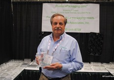 Kurt Zuhlke promoting a tree cell clamshell