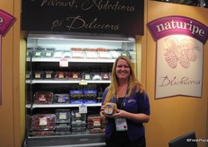 Kyla Garnett from Naturipe holding the MIghty Blues, which are ready for sales.