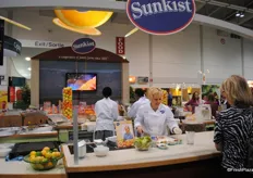 Jill Davie cooking at the Sunkist booth.