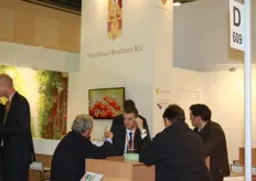 Lennart van den Heuvel in a meeting, Hoofdman-Roodzant company from The Netherlands