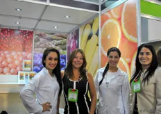The team of Valle y Pampa. Their main productgroups are blueberries, pomegranates and asparagus.