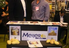 Commercial team of Meijer Spain, exhibiting their best potatoes.