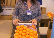 Cristina Company, of Grupo Tollupol- Joaquín Llusary CIA, S.A., presenting its oranges and clementines for the first time at Fruit Attraction.