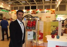 Neeraj Anand from Neeraj International, India. He explains that he sends pomegranates to Europe and Russia and is also looking into the Asian markets.