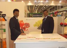 Nagesh Shetty and his colleague take time out of a very busy Indian grape exporting season to come to Berlin.