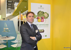 Willem Kampschoer from KampExport, although known for Cauliflower, KampExport is expanding their assortment.