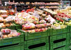 Polish apples everywhere