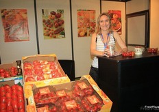 Mélanie Delanoë from Savéol, a French specialist in tomatoes