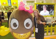 Our very own Kelly Den Herder take time-out to get get know Zespri's Golden kiwifruit.