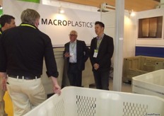 The gentemen at MacroPlastics were kept busy with visitors - Wendell Smith and Hugo Ramos.