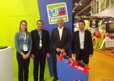 Maud Baret, Thierry Herrison, Cluade Rehlinger and Mark Perez had a busy few days at the Blue Whale stand.