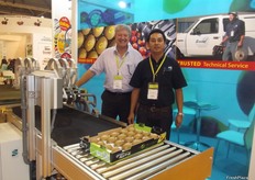 Tim Watkins and Anusak Bunyaphanich at Sinclair.