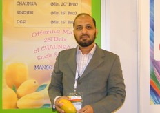 Muhammad Azhar Sheikh, Sales Manager of Iftekhar Ahmed & Co., the company is the single largest group working in Pakistan with well integrated supply chain management systems, operating comprehensively as grower, packer, wholesaler, commission agent, cold storage facility provider, processor and exporter.