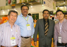 Visiting AFL, Shahid Sultan, Director of Zahid (2nd) and Abdul Malik, Chairman of PFVA with their two partners from the Philippines