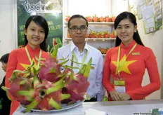 Rigon's team: Trinh, Nguyen Nghia (Deputy Director / Chief Accountant) and Tram, specialized in cultivating dragon fruit meeting GlobalGAP standards and is strictly controlled by the agricultural experts of Japan and Vietnam who are highly experienced in agriculture
