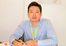 Young-Ho Na of Changrak Farms, a well known Korean strawberry exporter, trade with many companies in Asia such as Japan, Hong Kong, Singapore, Malaysia, Taiwan, Thailand, Indonesia, Philippines as well as Middle East and Canada, U.S.A. France, Netherlands, etc.