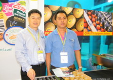 .. from Sinclair, the World - Class Label Solutions, Jin Han and Anusak Boonyaphanich