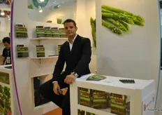 Bram Hulshoff from DesertFarms. This Mexican company is a grower owned company dedicated to the growing, packing and distributing of the finest quality fresh asparagus.