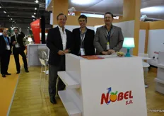 Fabio A. Radar, Matias Paoli, Jack West van Nobel SA Argentia. Nobel is a citrus packing company.