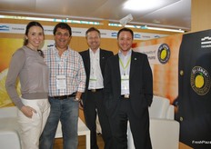 Martina Delacroix (All Lemon), José Carlos Bertolotti (Citromax), Martijn Hazeu and Mariano Colombotto (Citrusvil). All part of the Argentina pavilion.