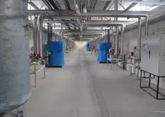 This is the technical part for all to storage rooms to control the ethylene etcetera.