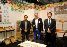 Nadir Zaptia (Adel Fresh Fruit, Zuid Afrika) with Francisco Vercher (Latorre Marketing) and Diego Stefani (Natrural Misting) on the stand of PrimePro.