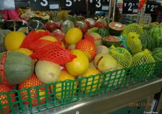 Many different melons to choose from.