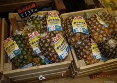 Topless Dole pineapples at 1.70 Euro each.