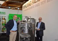 Marcell Monleón Lauter of Spanish IRTA also present a machine at the Prins Verpakkingstechniek stand.
