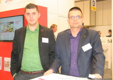 Commercial Directors Shuklev Ivan and Shuklev Dzoko of Vittoria (Macedonia), located in southern Macedonia, along the Vardar valley, Vittoria Fruit has developed 80 ha of vineyards with state-of-the-art agrotechnology and it produces grape varieties suitable for the EU and Swiss markets