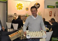 André Piallat from L'ail Drômois, a proud grower of the French garlic
