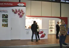 Ekland Marketing offer various varieties of Strawberries and blackberries