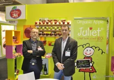 Roland Charrade and Pascal Corbel from Cardell Export and the popular French organic apple Juliet