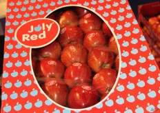 Truval's Joly Red apple has been around for a while, but was introduced in India at the end of 2014. The Yupaa company from Mumbai is planning to sell 1,000 tonnes of these apples.