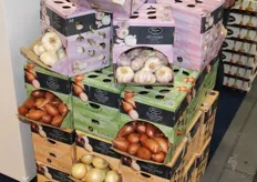 packagings like this were found in various places at the trade show. Very suitable for onions, potatoes and garlic.