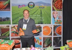 Bob Borda with Grimmway Farms, proudly showing the versatility of carrots.