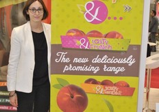 Aurelie Neric from Domaine des Coteaux promotes their new brand