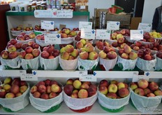 Lots of apples for sale at the market.