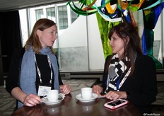 Kerstin Uhlig from GLOBALG.A.P and Aribel Beck, Naturipe Farms, during the afternoon networking session.