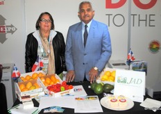 Yvonne García - Bolsa agroempresarial de la republica Dominicana S.A) and Osmar C. Benítez - JAD, Junta Agroempresarial Dominicana Inc. They promoted the fair Agroalimentaria in Santo Domingo, summer 2017.