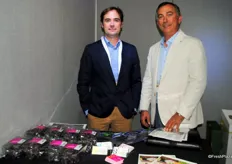 Francisco Lledó and Enrique Moya Salas - Moyca. Moyca is located in Murcia and has 1,200 hectares for grape production and another 200 hectares for the development of new seedless grape varieties. Exports throughoutEurope, South-Africa, US, Canada and Middle East.