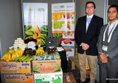 Oswaldo Menéndez Neale and César Andrade Vargas - Tropical fruit export S.A. from Ecuador. Core business is exporting bananas and plantains, as well as baby bananas, red bananas and organic bananas.
